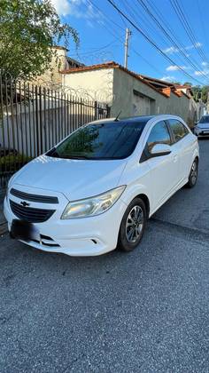 CHEVROLET ONIX 1.0 MPFI JOY 8V FLEX 4P MANUAL CHEVROLET ONIX 1.0 MPFI JOY 8V FLEX 4P MANUAL
